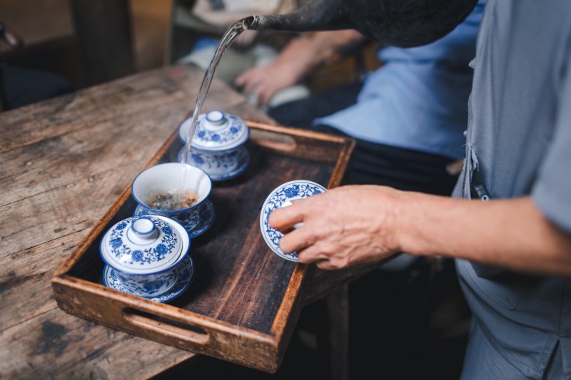 裝修即營(yíng)銷:網(wǎng)紅茶樓打卡墻的流量制造公式